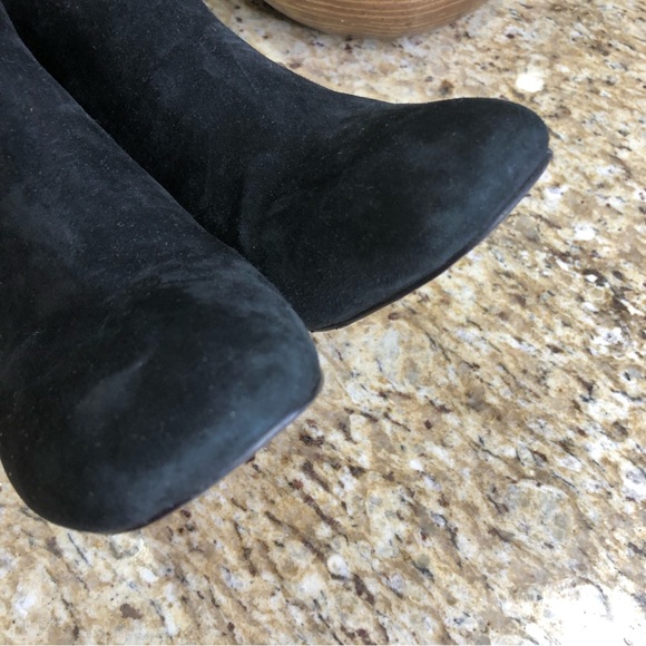 Senso Suede-like Black Round Toe Chunky Gold Heel Ankle Boots 39 - Picture 7 of 11